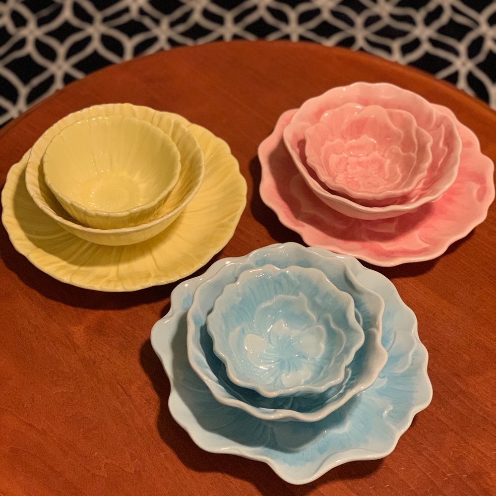 Fresh decor flower-shaped plate and bowl set